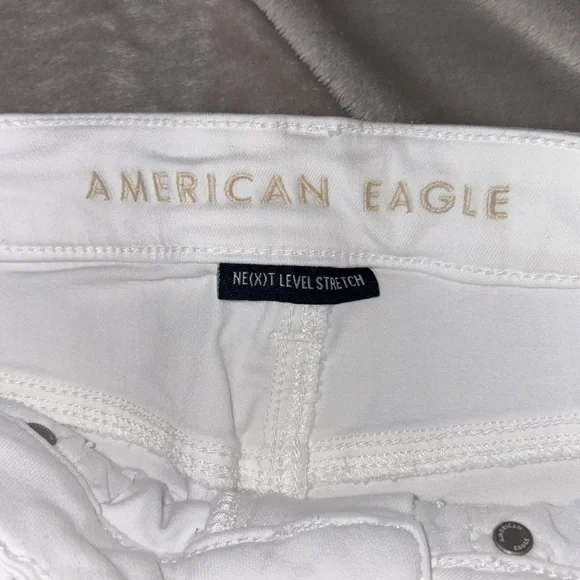 American Eagle Shorts - Picture 4 of 6